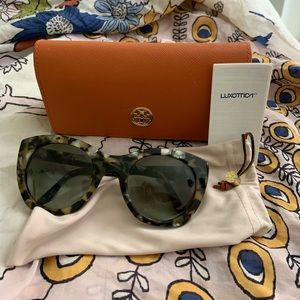 Tory Burch Havana Frame Sunglasses - Tortoise